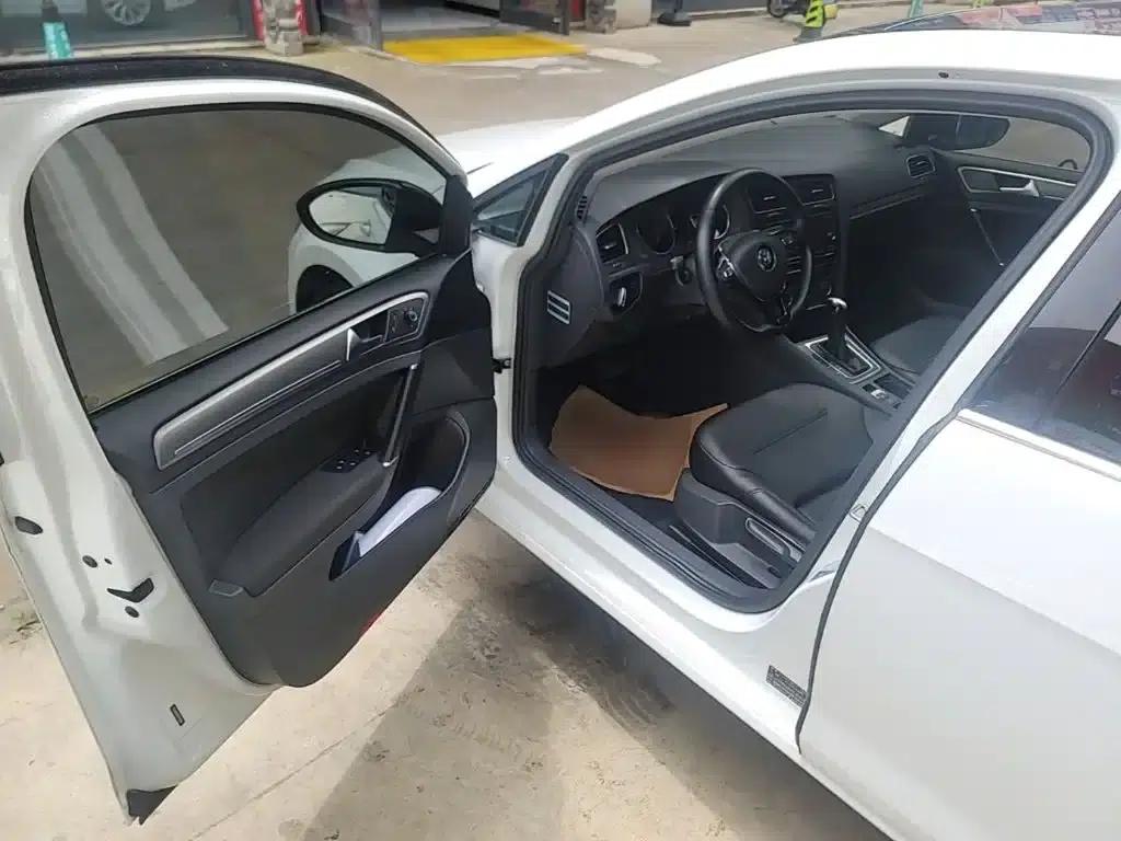 2016 Golf 230TSI Automatic Comfort — миниатюра 16