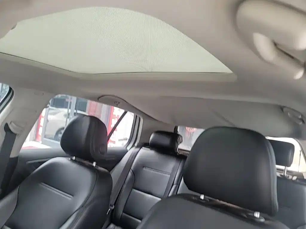2016 Golf 230TSI Automatic Comfort — миниатюра 18