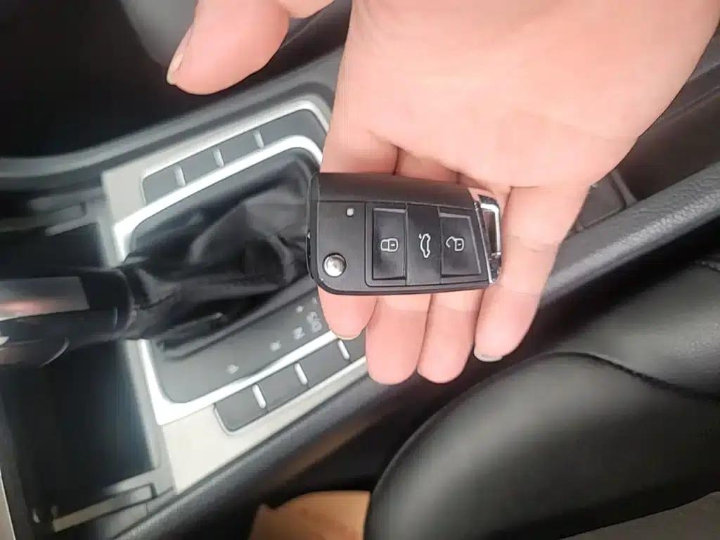 2016 Golf 230TSI Automatic Comfort — миниатюра 9