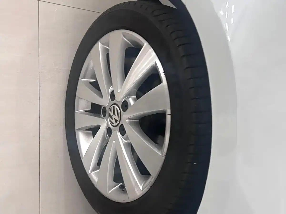 2012 Golf (Imported) 1.4TSI Luxury Convertible — миниатюра 3