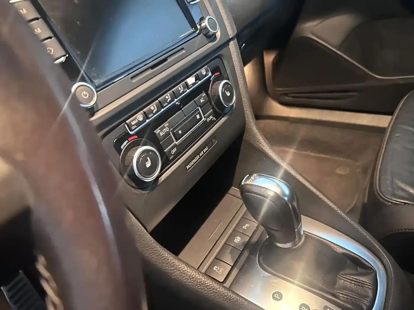 2012 Golf (Imported) 1.4TSI Luxury Convertible — миниатюра 5