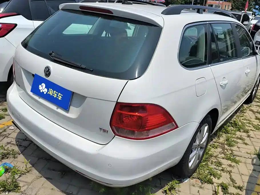 2011 Golf 1.4TSI Luxury Touring Edition (Imported) — миниатюра 3