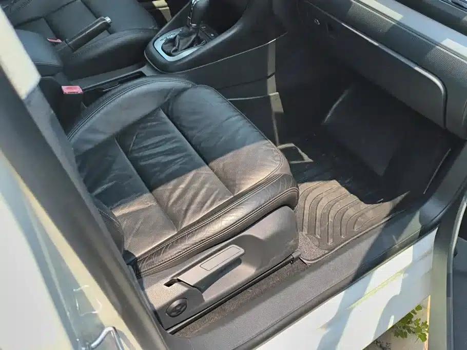 2011 Golf 1.4TSI Luxury Touring Edition (Imported) — миниатюра 8