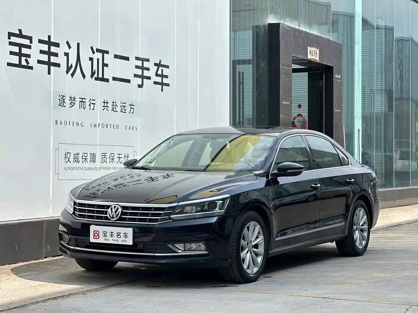 2017 Passat 330TSI DSG Premium Edition — миниатюра 1