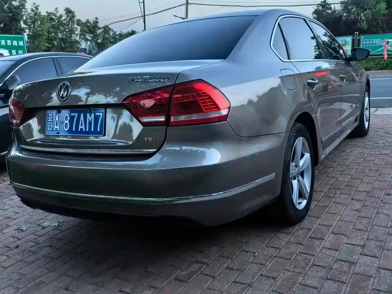 2011 Passat 1.8TSI DSG Royal Edition — миниатюра 3