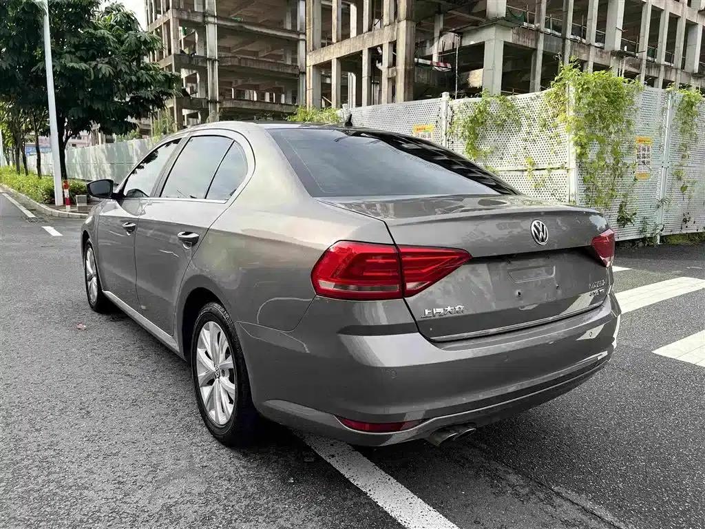 2015 Volkswagen Lavida 230TSI DSG Comfort Edition — миниатюра 3