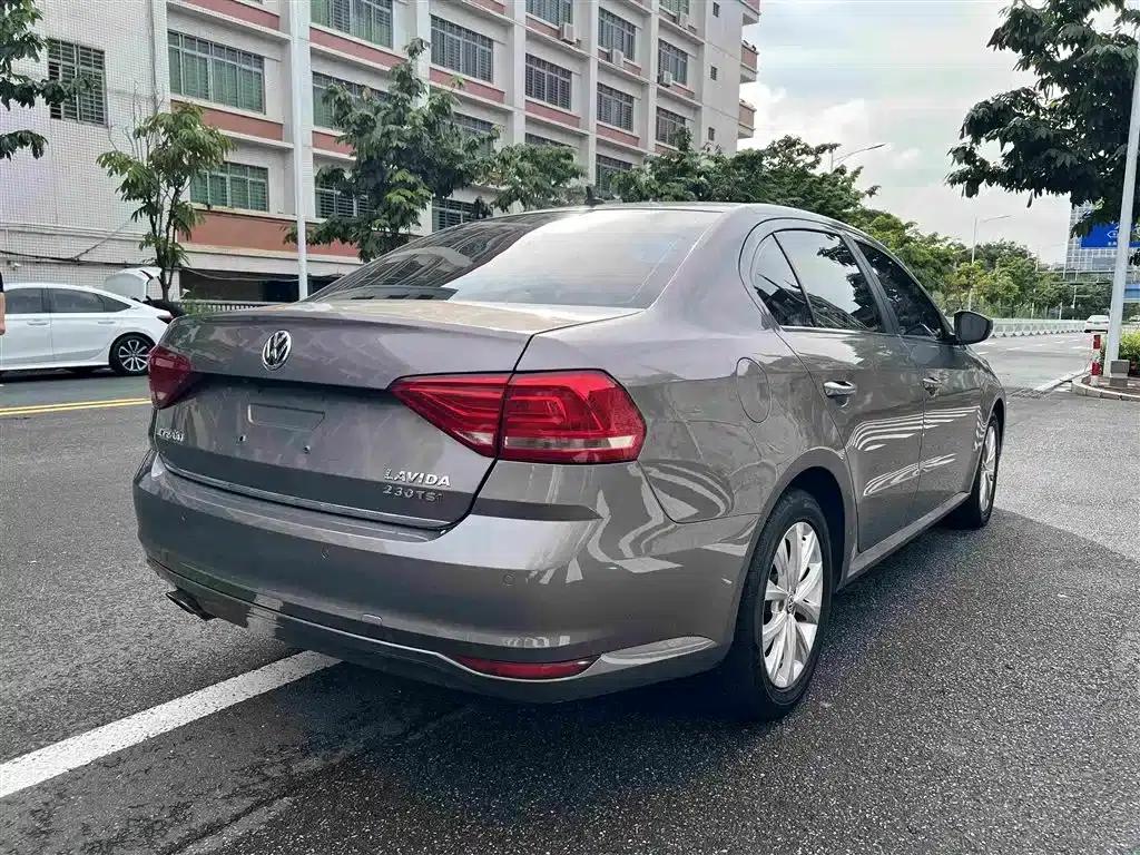 2015 Volkswagen Lavida 230TSI DSG Comfort Edition — миниатюра 8