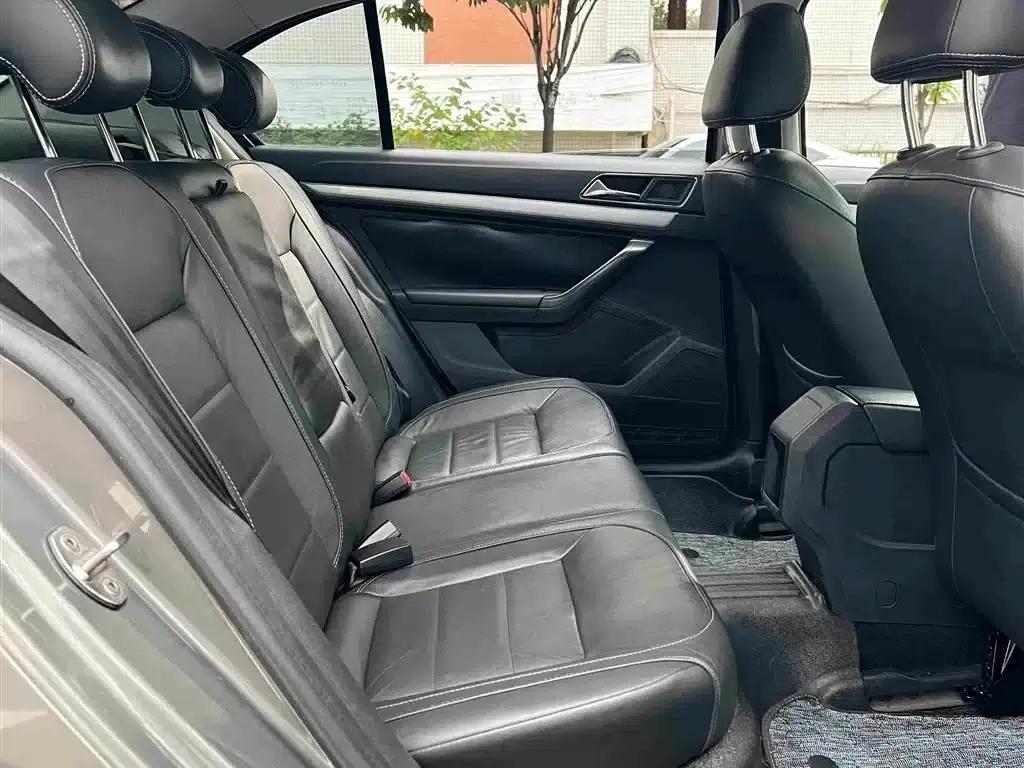 2015 Volkswagen Lavida 230TSI DSG Comfort Edition — миниатюра 10