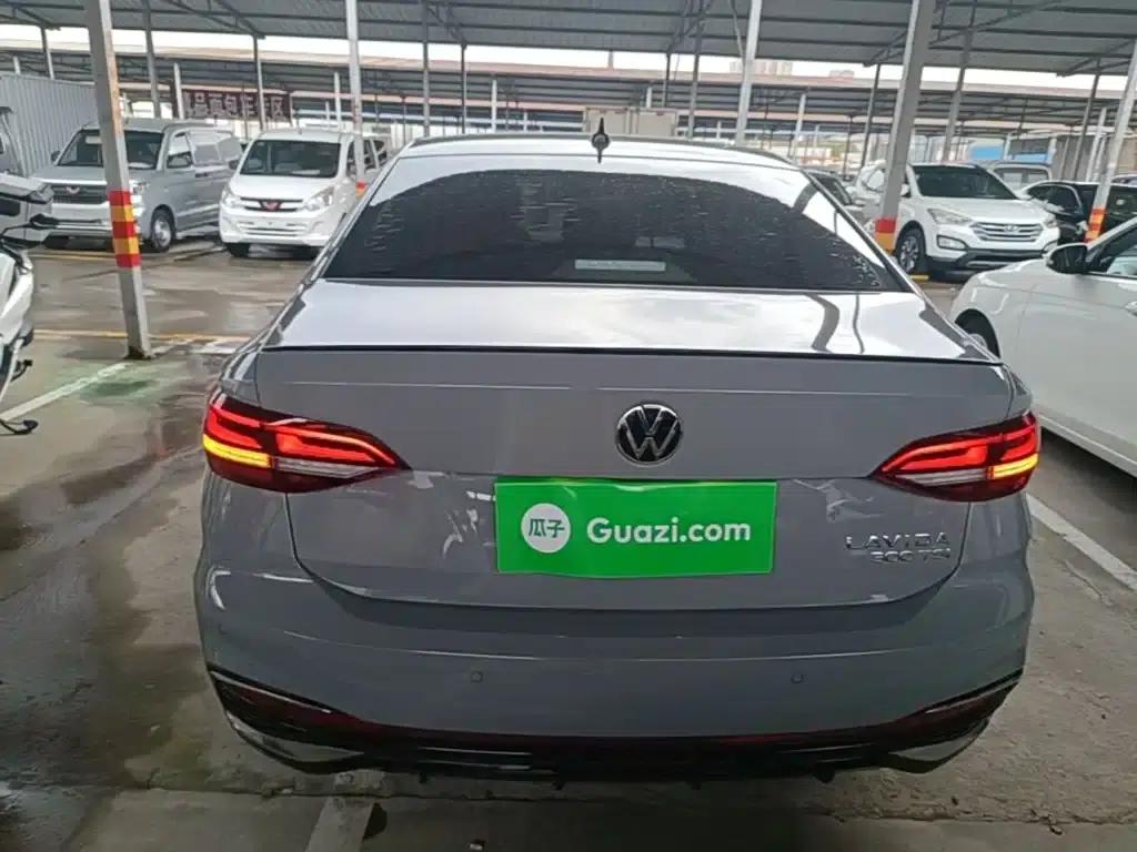 2024 Volkswagen Lavida 300TSI DSG Starry Sky Edition — миниатюра 6