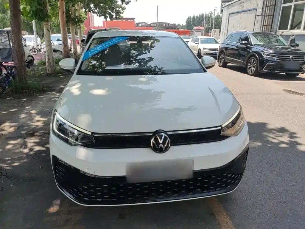 2023 Volkswagen Lavida New Elite 1.5L Automatic New Elite Edition — миниатюра 3