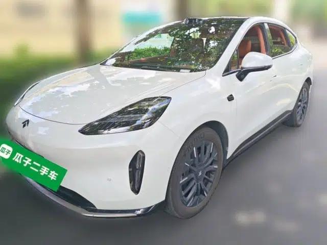 Hyptec HT 2025 825 Max