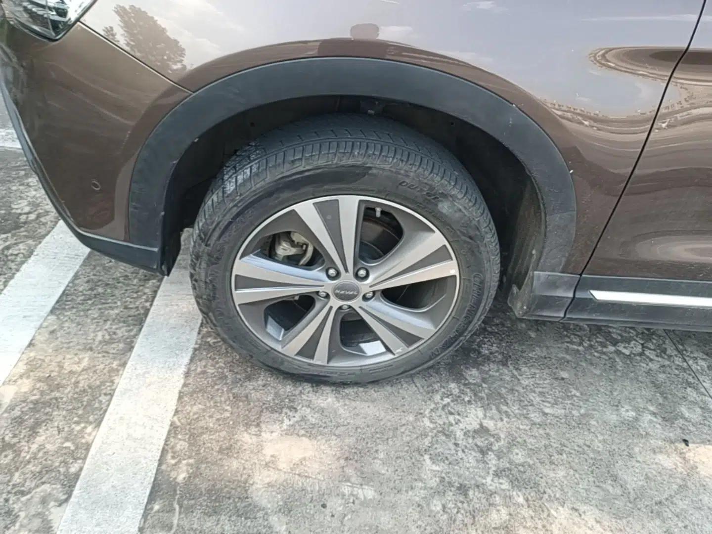 Haval H6 Coupe 2015 Blue Label 2.0T Automatic Two-Wheel Drive Elite Model — миниатюра 10