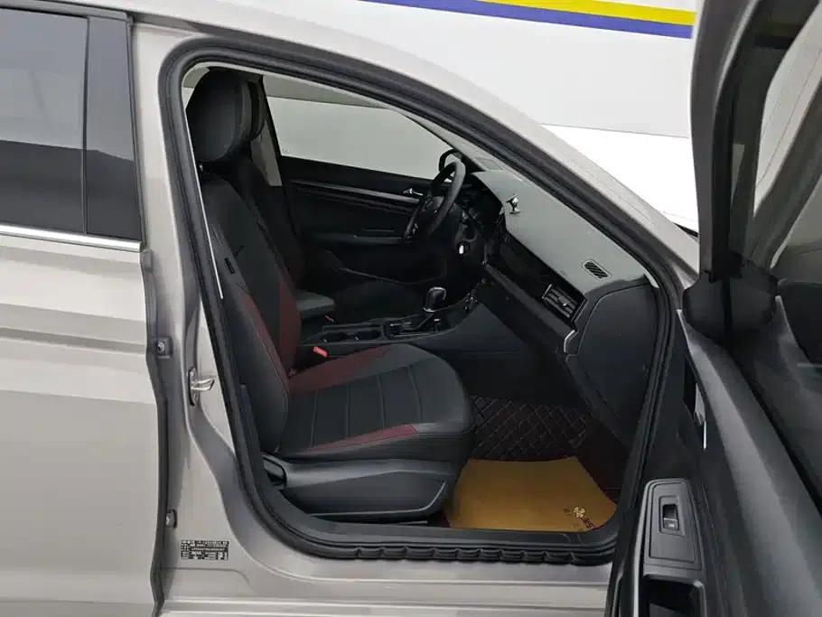 2021 Volkswagen Bora 1.5L Automatic Comfort Smart Connect Edition — миниатюра 8