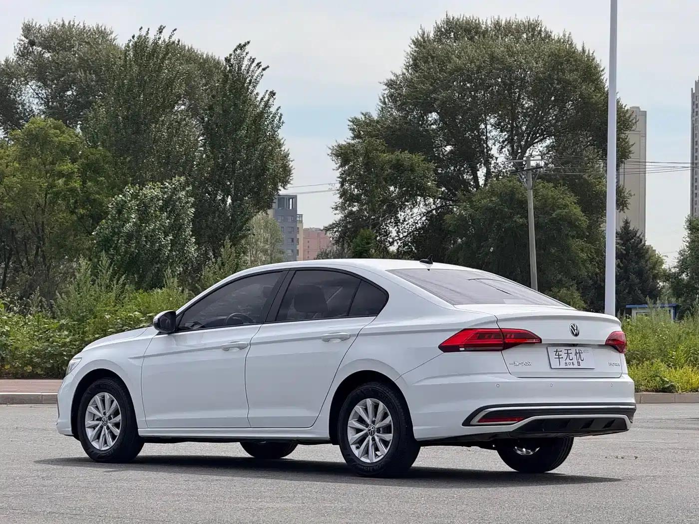 2023 Volkswagen Bora 1.5L Automatic Limited Edition — миниатюра 6