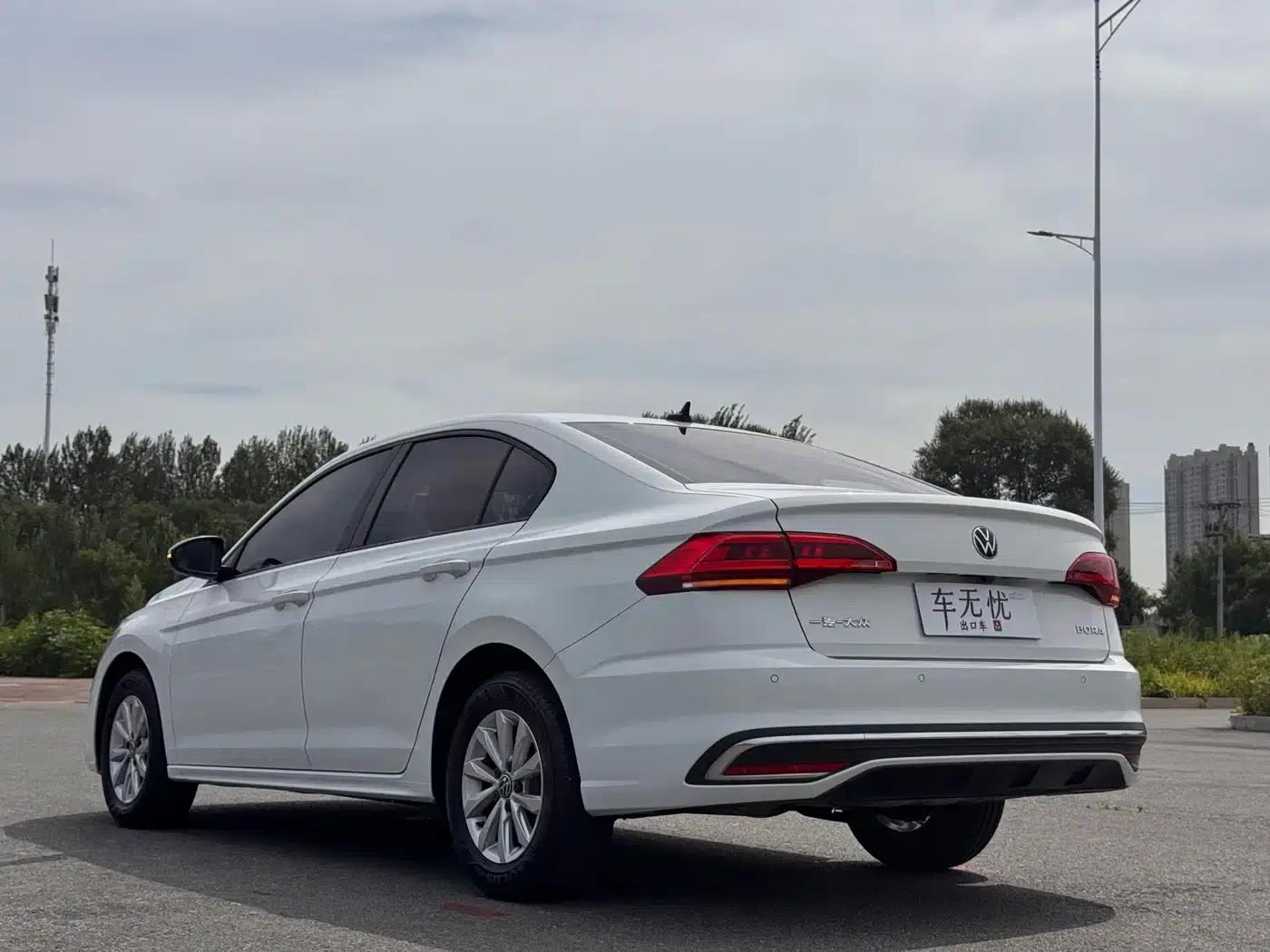 2023 Volkswagen Bora 1.5L Automatic Limited Edition — миниатюра 8