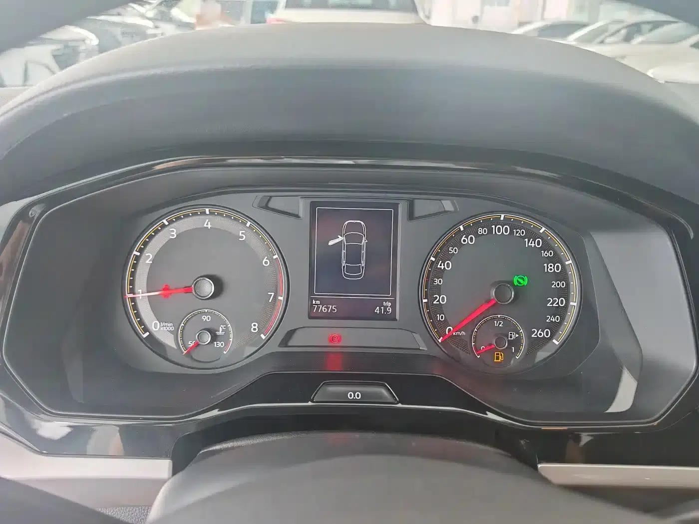 2021 Volkswagen Bora 1.5L Automatic Fashion Smart Edition — миниатюра 4