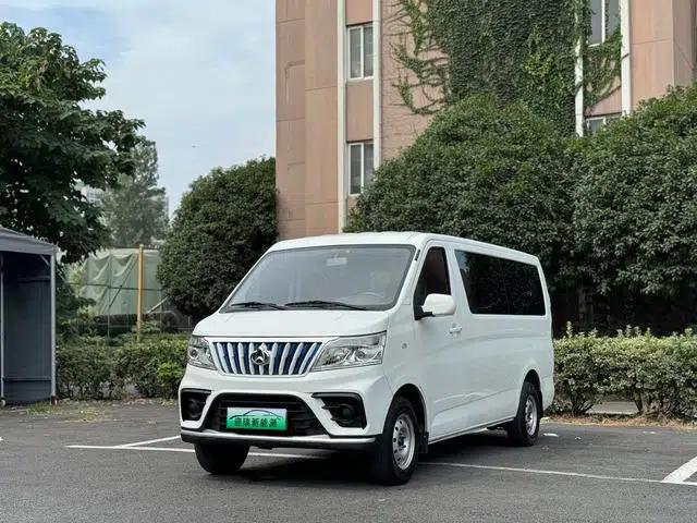 Ruixing EM80 2024 Comfort Model, Double Door, 6 Seats, 270km Range, 41.86kWh