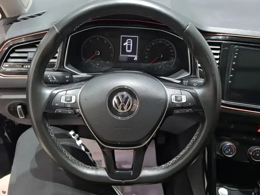 2018 T-ROC 280TSI DSG 2WD Comfort Model (National V Emission Standard) — миниатюра 11