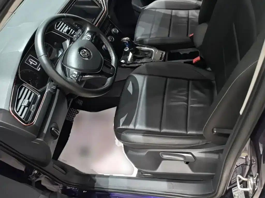 2018 T-ROC 280TSI DSG 2WD Comfort Model (National V Emission Standard) — миниатюра 15