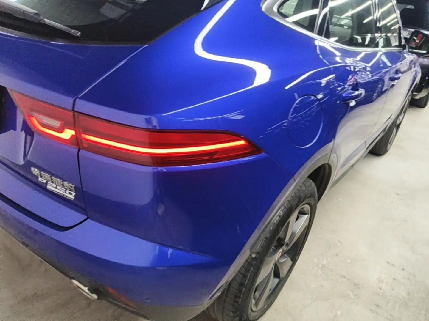 Jaguar E-PACE 2018 P250 S China VI — миниатюра 9