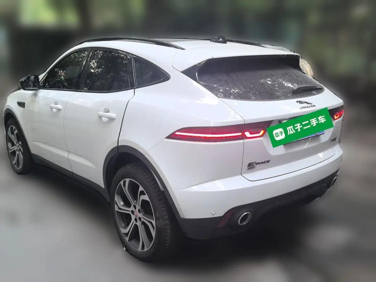 Jaguar E-PACE 2024 YAO Black Sport Edition R-DYNAMIC SE BLACK — миниатюра 4