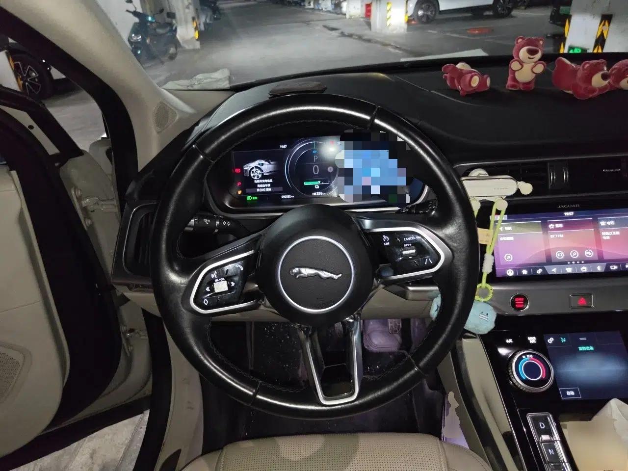 Jaguar I-PACE 2018 EV400 S — миниатюра 10