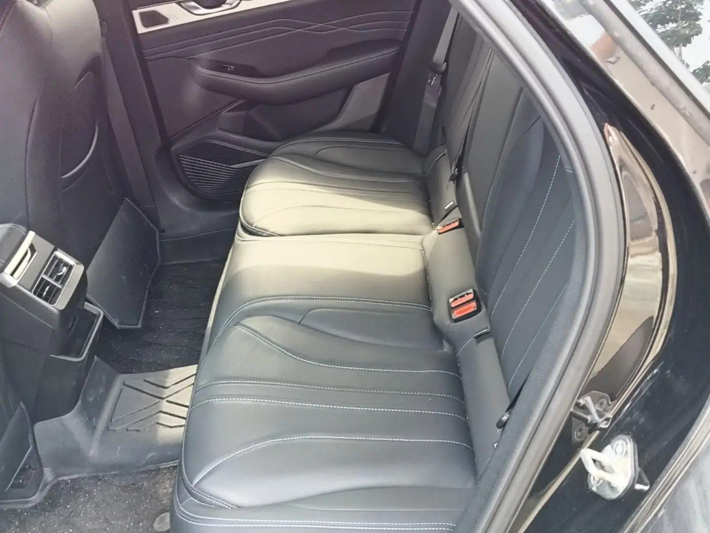 Geely Auto Preface 2025 Dongfang Yao 1.5TD Kunlun Edition — миниатюра 20