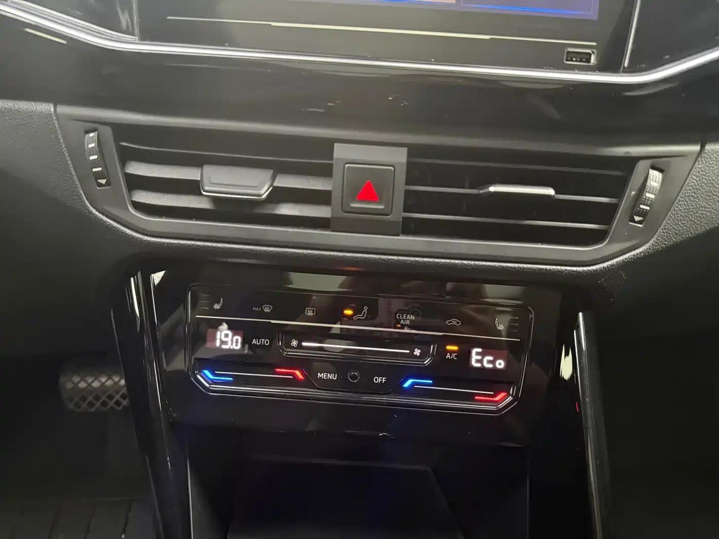 Tayron GTE 2020 1.4T Luxury Edition — миниатюра 25