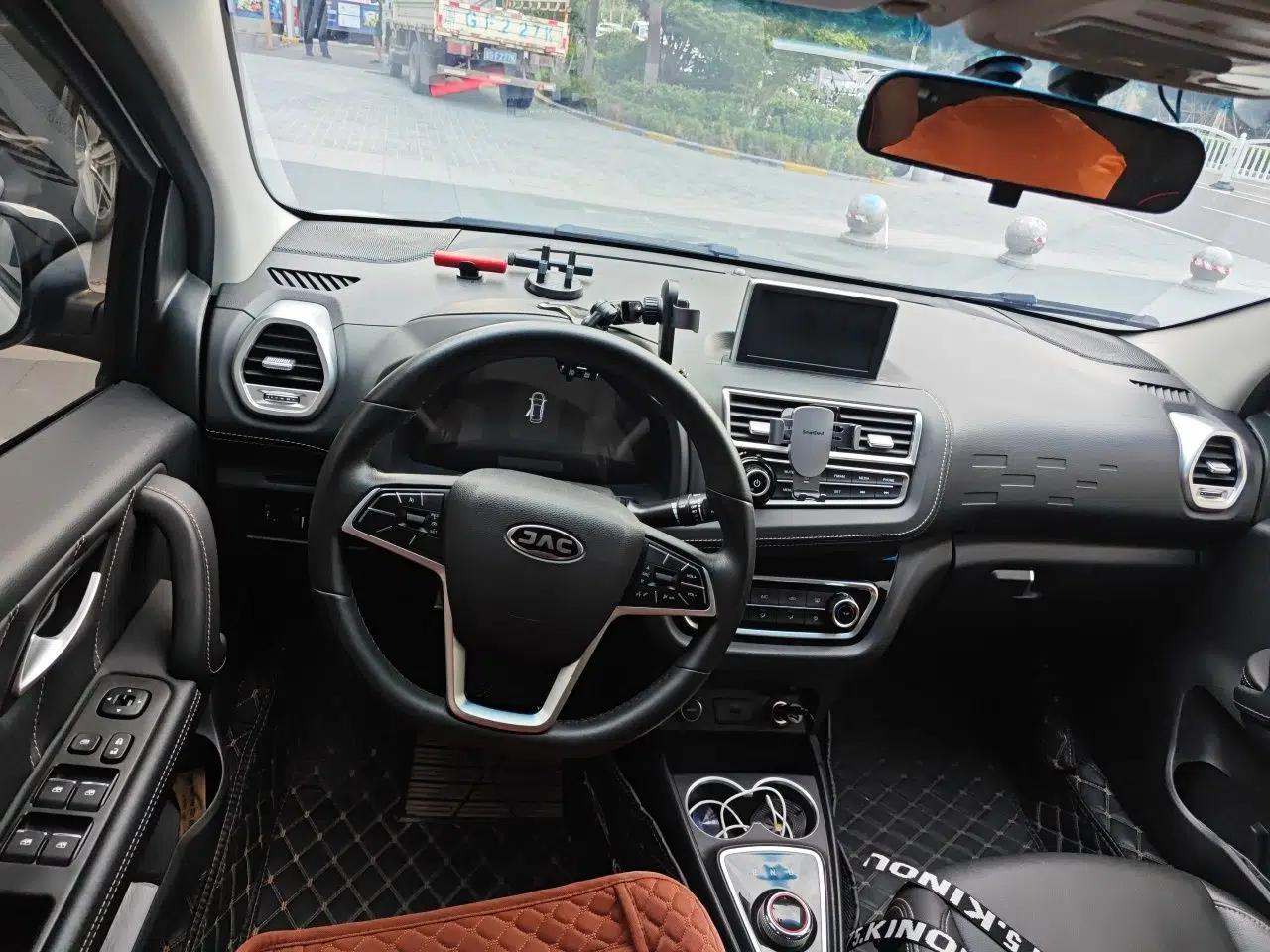JAC Group iEV6E 2019 Sports Edition iEV6E Deluxe Smart Version with Premium Features — миниатюра 10