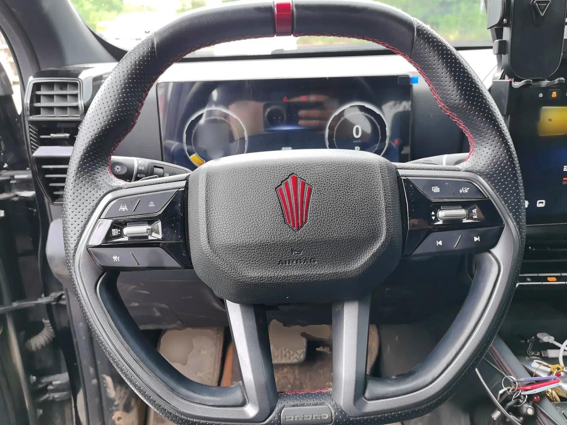 JMC DaDao 2024 Explorer 2.3T Gasoline Automatic 4x4 Extreme Edition — миниатюра 10
