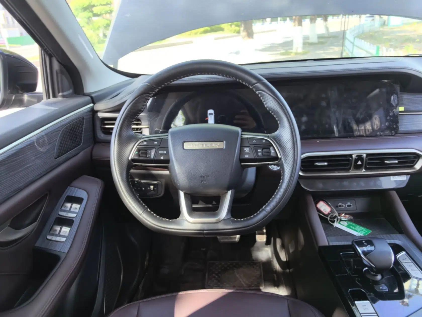 JETOUR X90 PLUS 2024 1.6TD DCT Villa 5-Seater — миниатюра 13