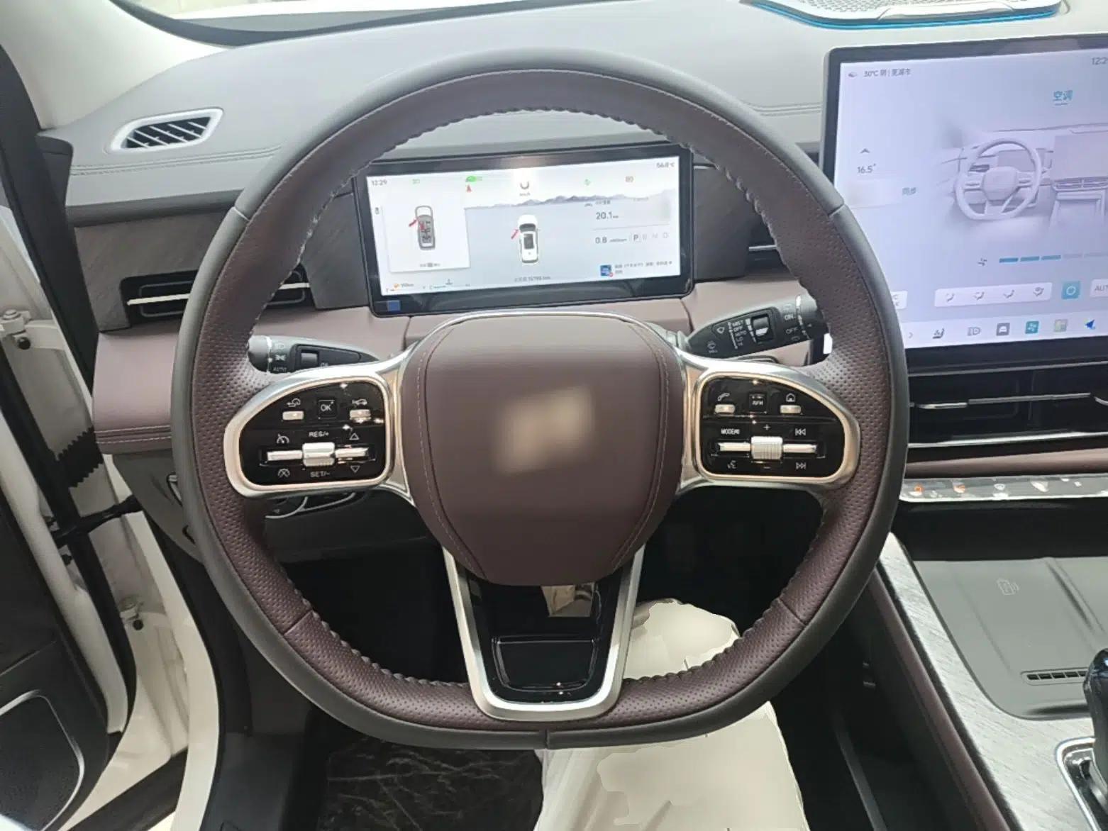 JETOUR X90 PRO 2026 Model 2.0T DCT Elite Edition 5-seater — миниатюра 18