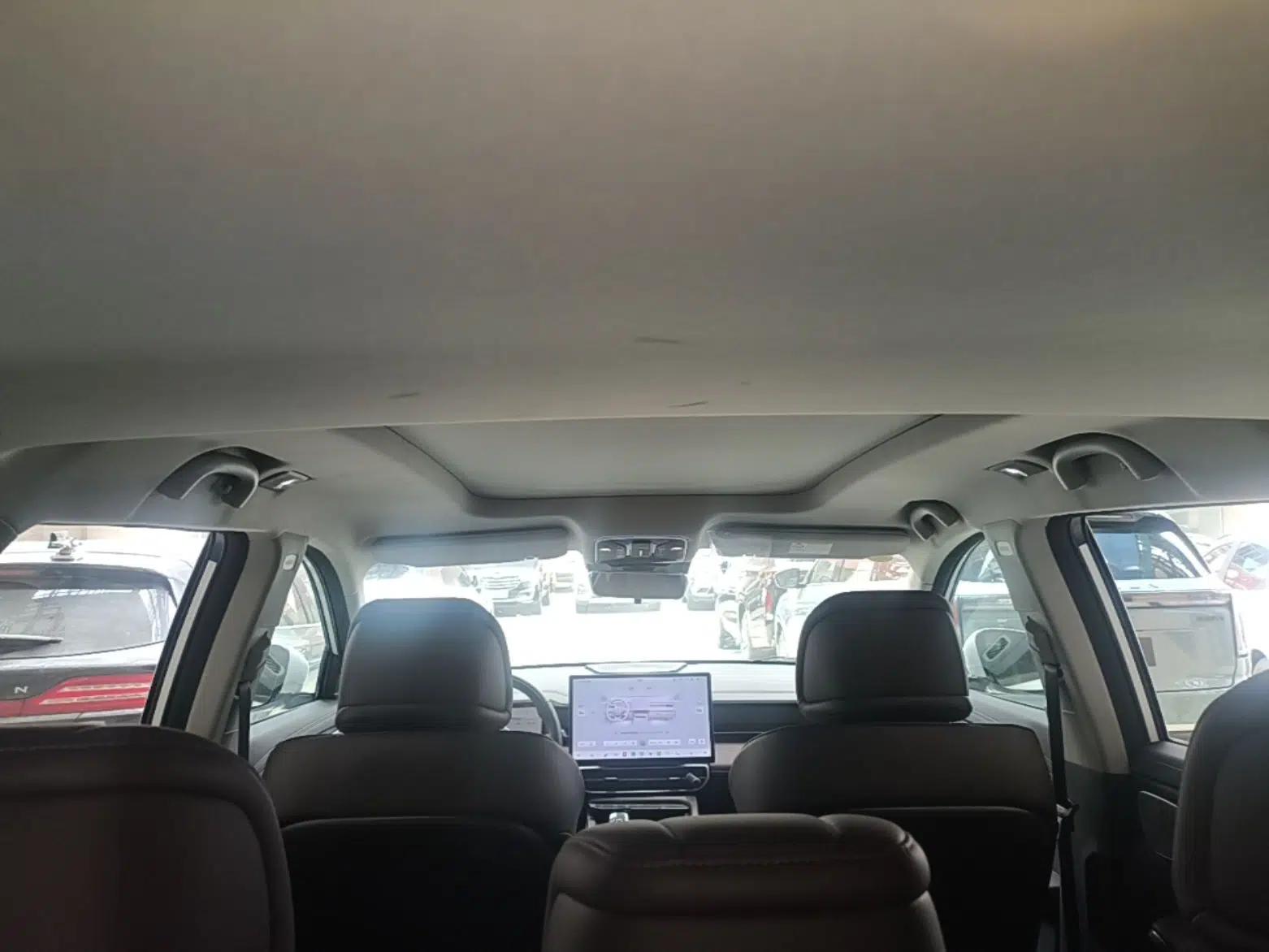 JETOUR X90 PRO 2026 Model 2.0T DCT Elite Edition 5-seater — миниатюра 26