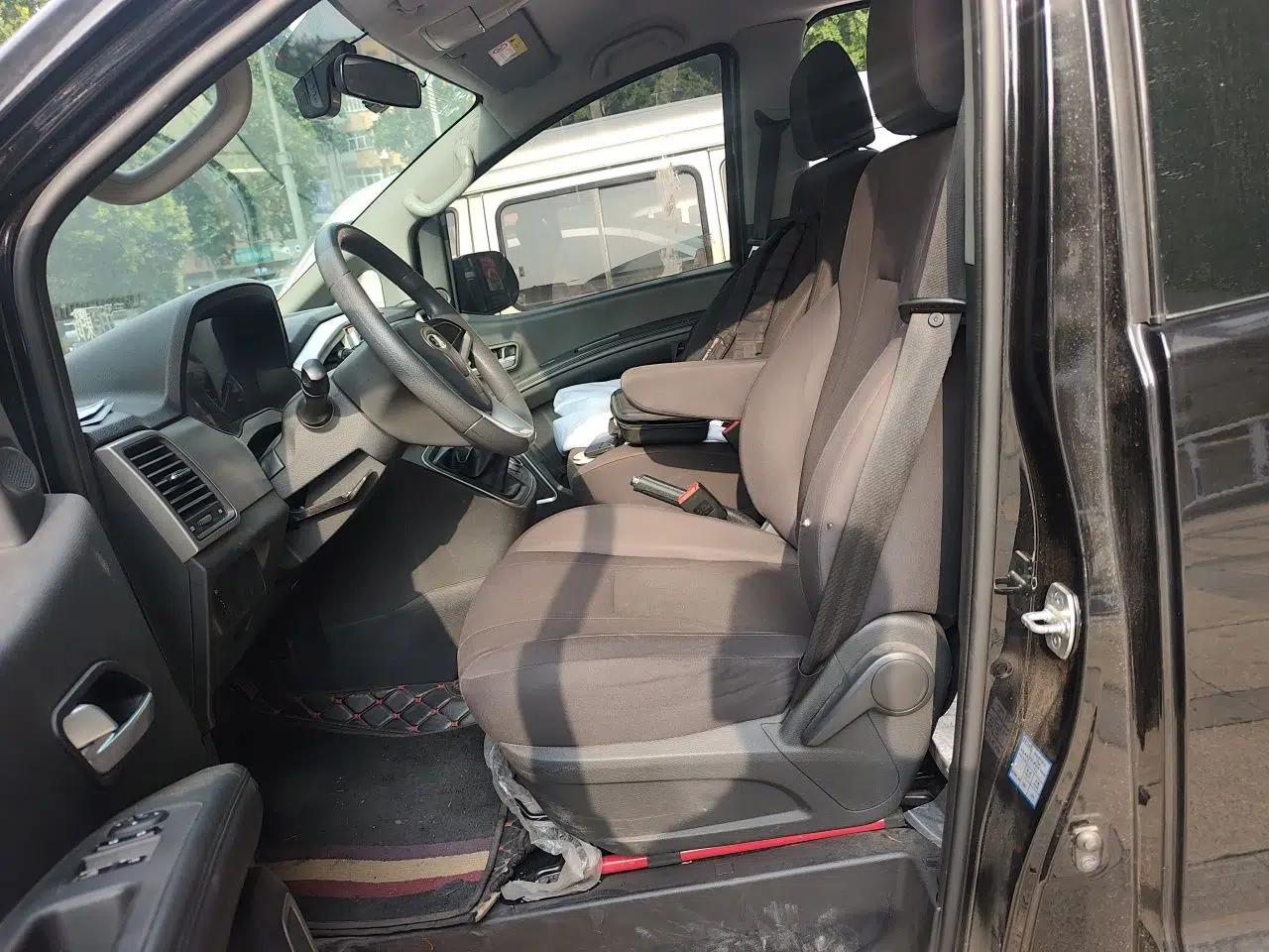 JAC Refine M4 2021 2.0L Manual Comfort Edition — миниатюра 15