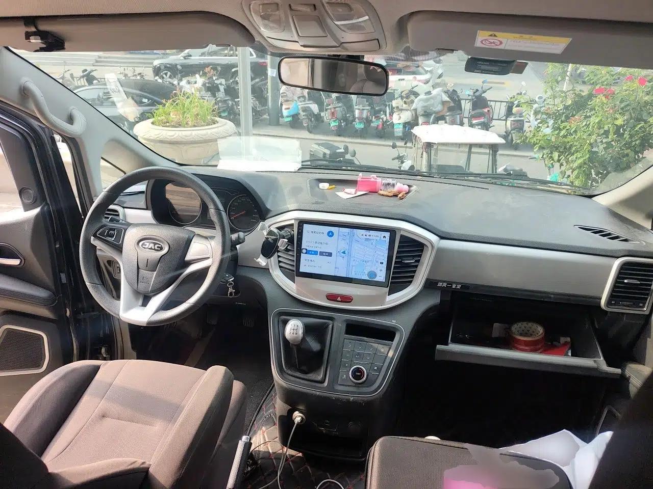 JAC Refine M4 2021 2.0L Manual Comfort Edition — миниатюра 9