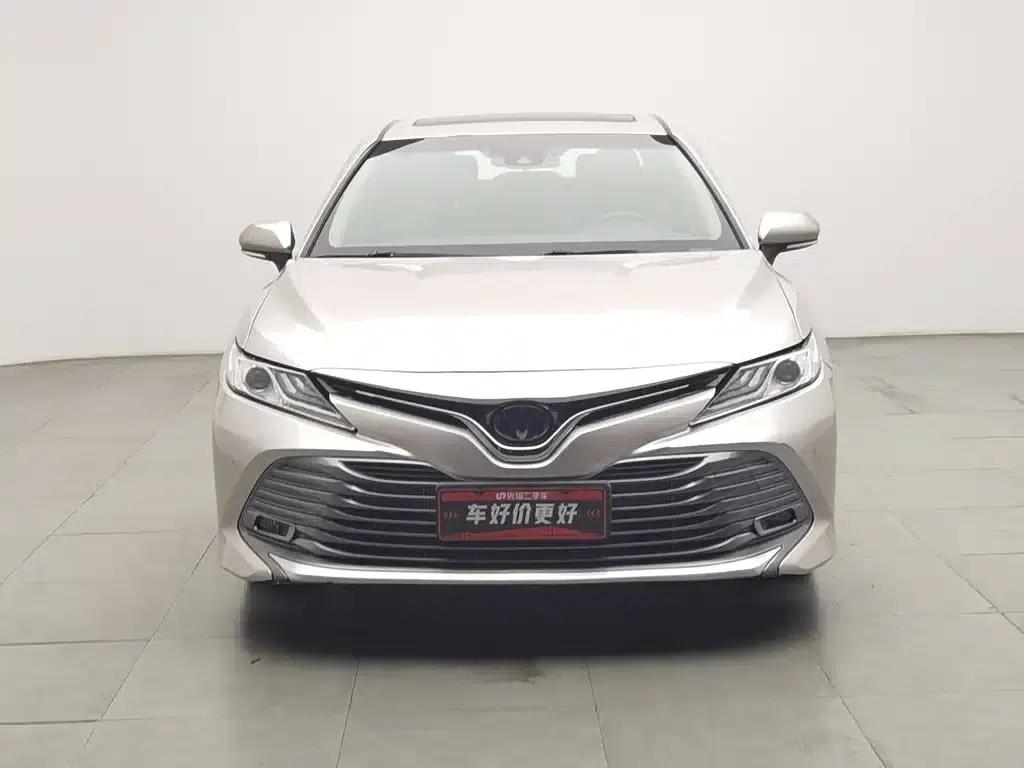 2019 Camry 2.0G Luxury Edition (China VI Emission Standard) — миниатюра 3