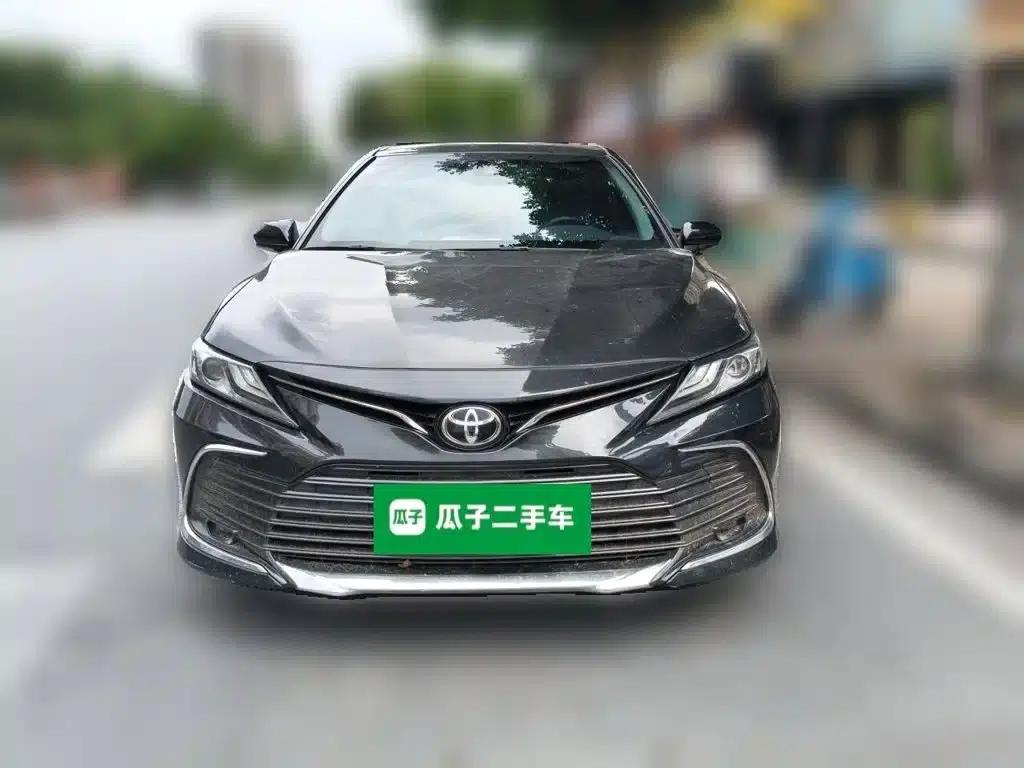 2023 Camry 2.5G Luxury Edition — миниатюра 3