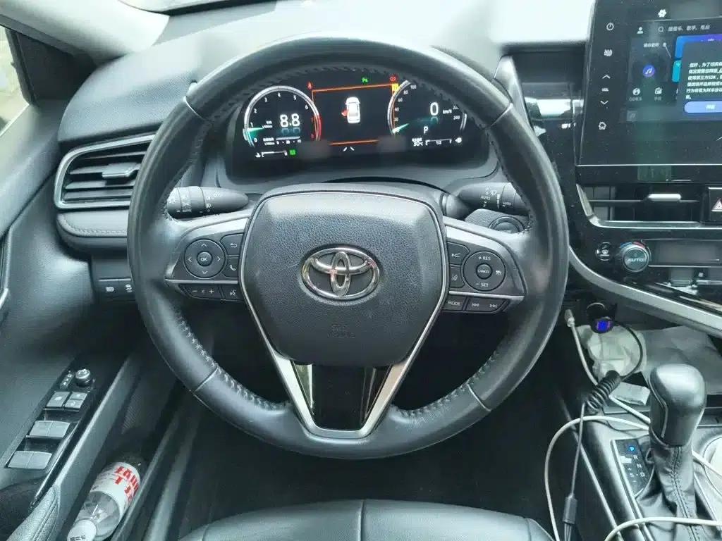 2023 Camry 2.5G Luxury Edition — миниатюра 7