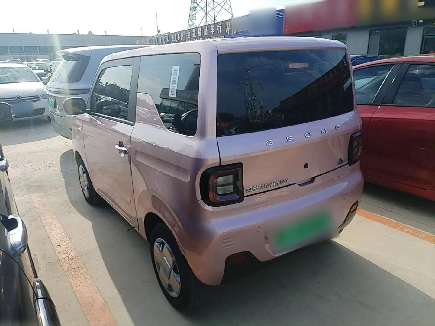 Geely Galaxy Panda 2024 Panda Mini 200km Endurance Bear — миниатюра 4