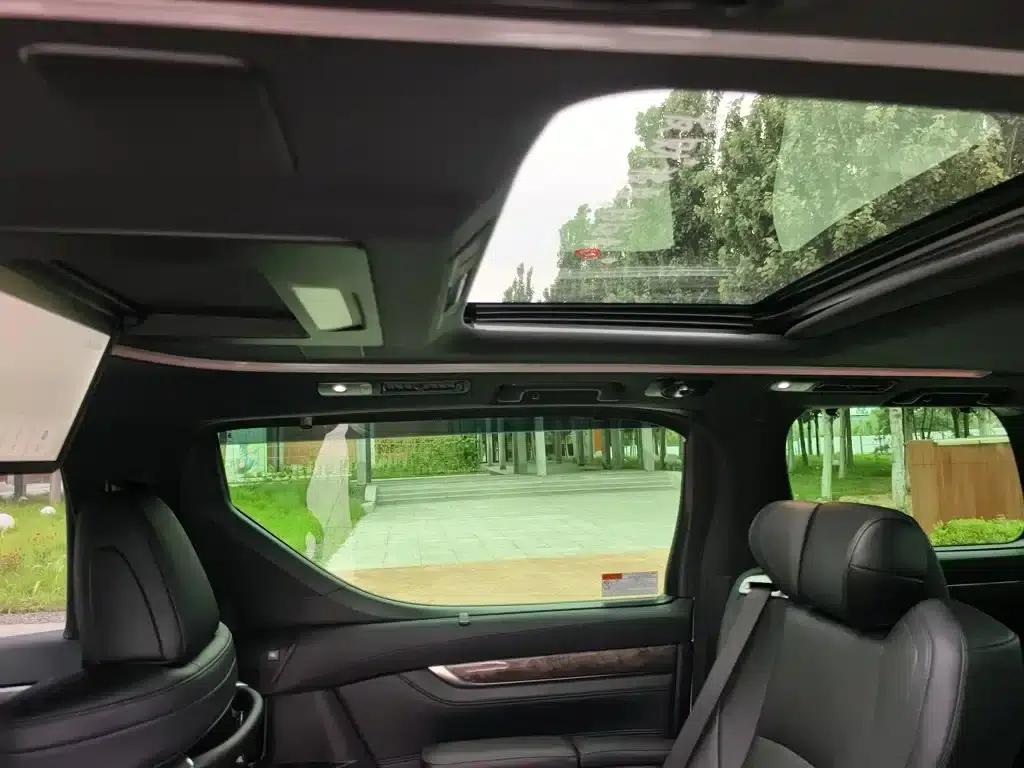 2021 Alphard Hybrid 2.5L Premium Edition — миниатюра 18
