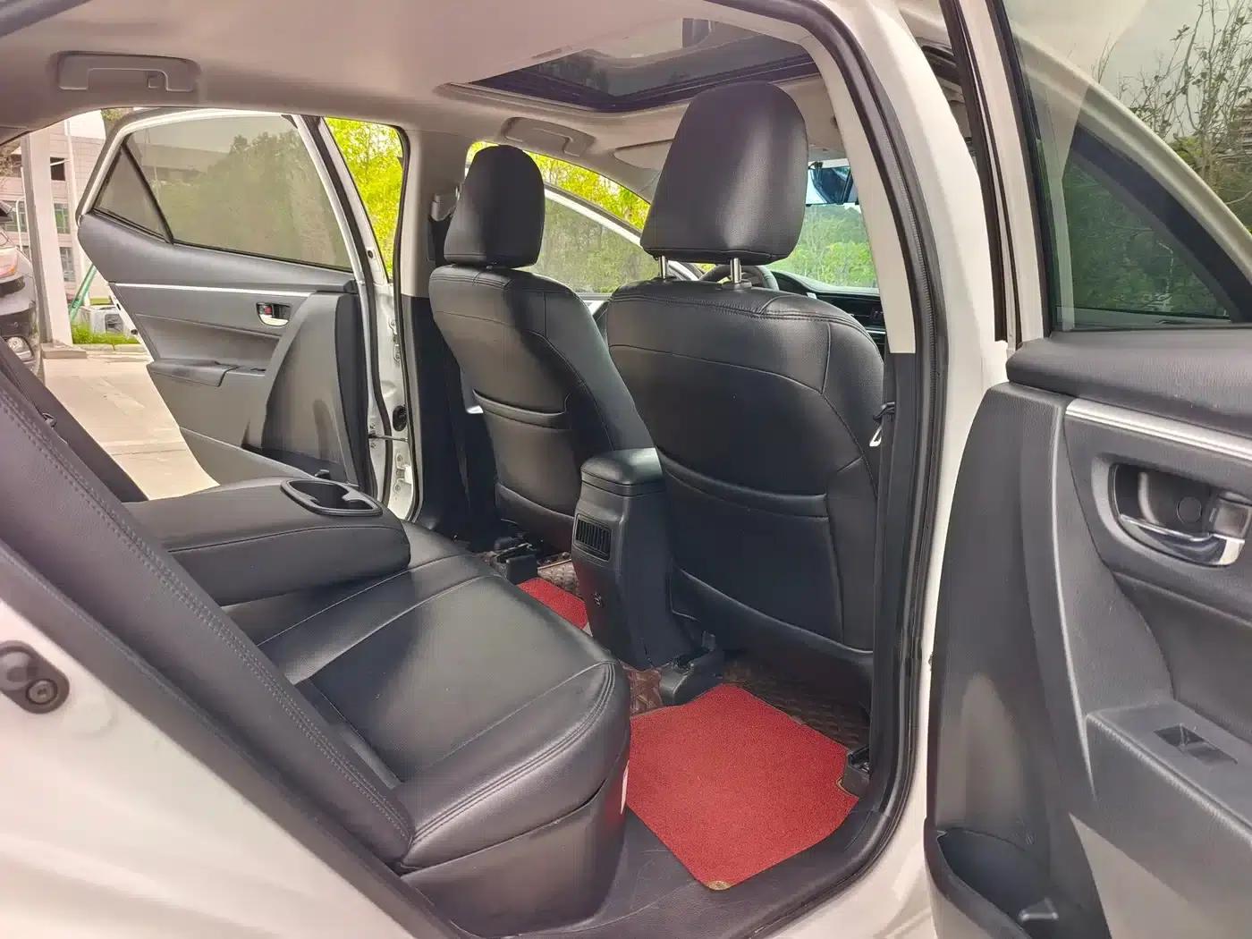 2021 Toyota Corolla Hybrid 1.8L E-CVT Pioneer Edition — миниатюра 9