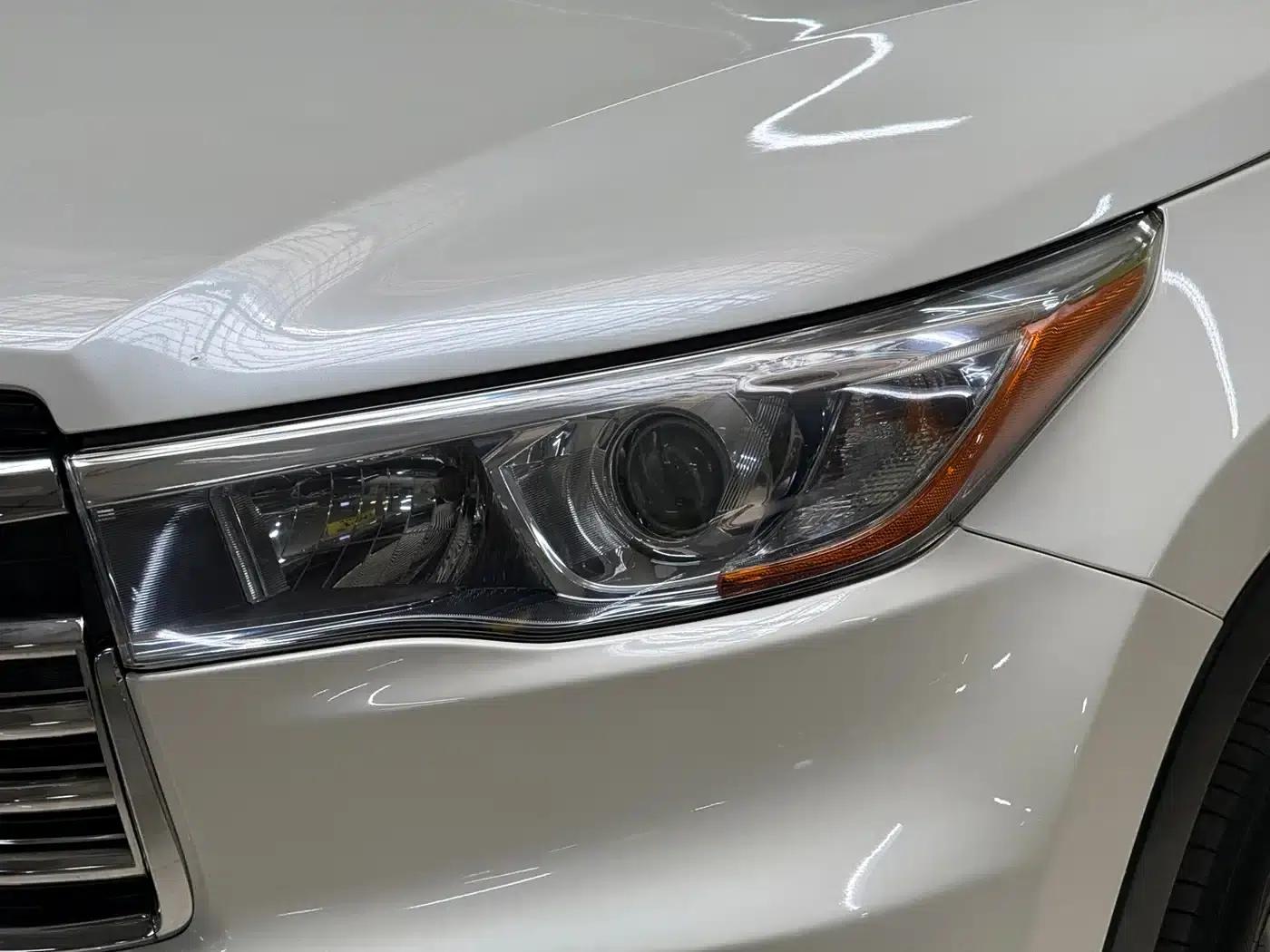 2015 Highlander 2.0T AWD Luxury 7-seater — миниатюра 3