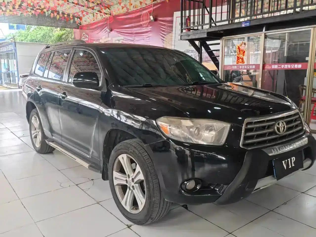 2011 Highlander 2.7L 2WD 5-seater Sport Edition — миниатюра 3