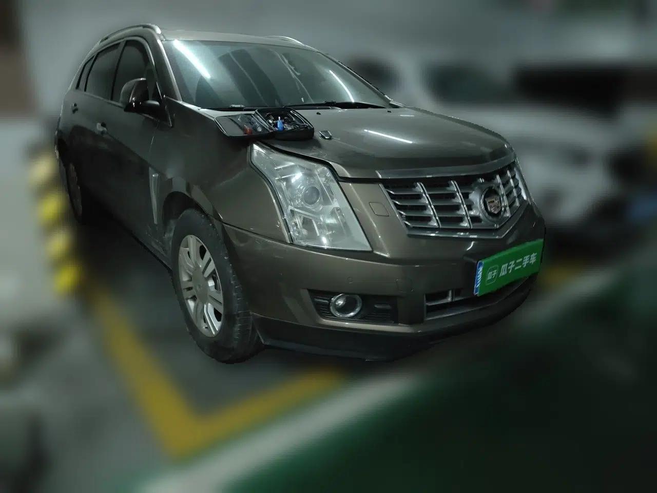 Cadillac SRX 2014 3.0L Elite Model — миниатюра 3