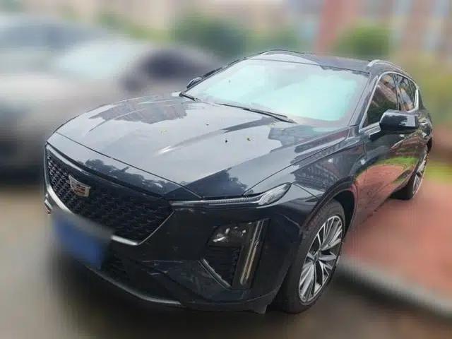 Cadillac GT4 2023 25T Luxury Model