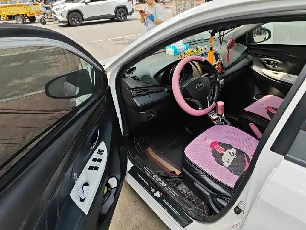 YARiS L Zhixuan 2015 1.5G Automatic Dynamic Sunroof Special Edition — миниатюра 13