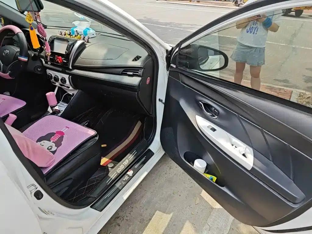 YARiS L Zhixuan 2015 1.5G Automatic Dynamic Sunroof Special Edition — миниатюра 22