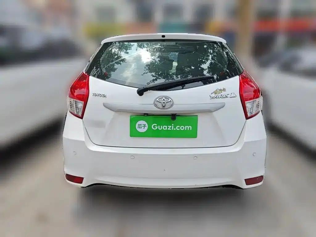 YARiS L Zhixuan 2015 1.5G Automatic Dynamic Sunroof Special Edition — миниатюра 4