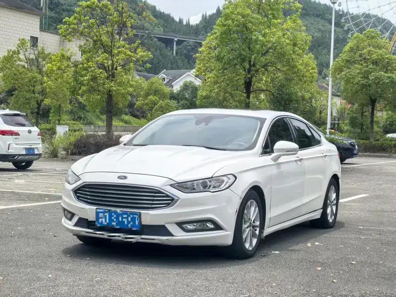 2017 Ford Mondeo EcoBoost 180 Comfort — миниатюра 1