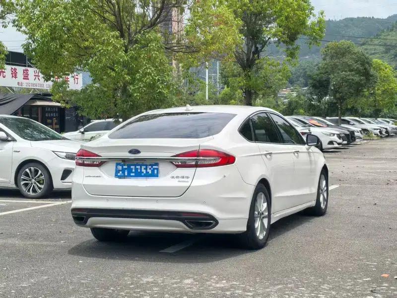 2017 Ford Mondeo EcoBoost 180 Comfort — миниатюра 5